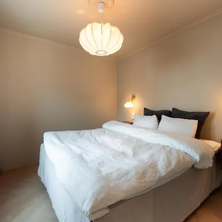 Sentral Med Egen Terrasse Apartment *